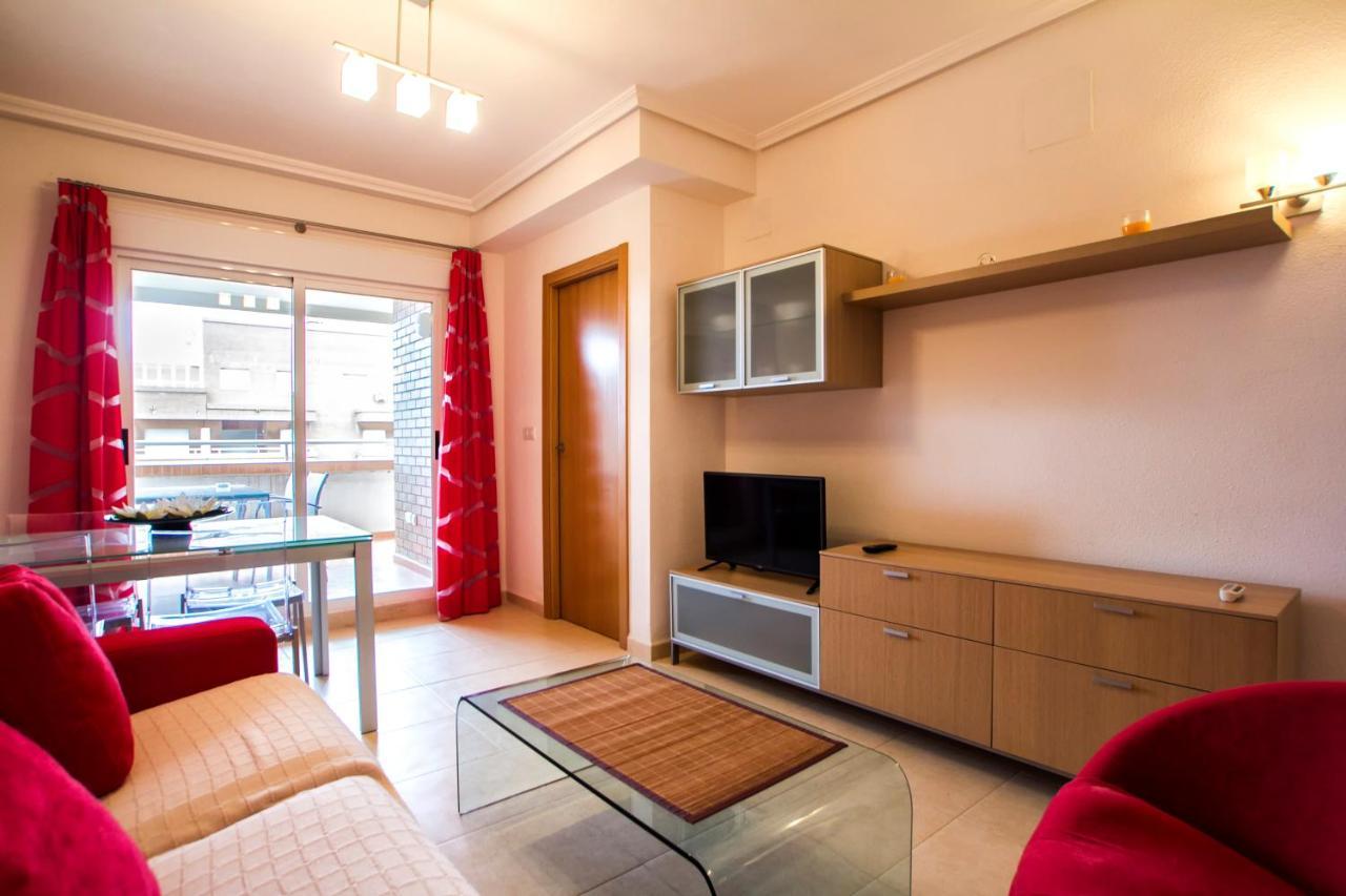 Apartamentos Be Suites Primera Linea Orpesa Kültér fotó