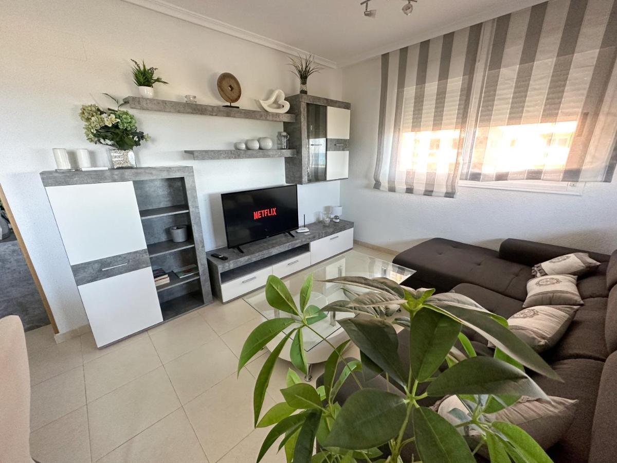 Apartamentos Be Suites Primera Linea Orpesa Kültér fotó