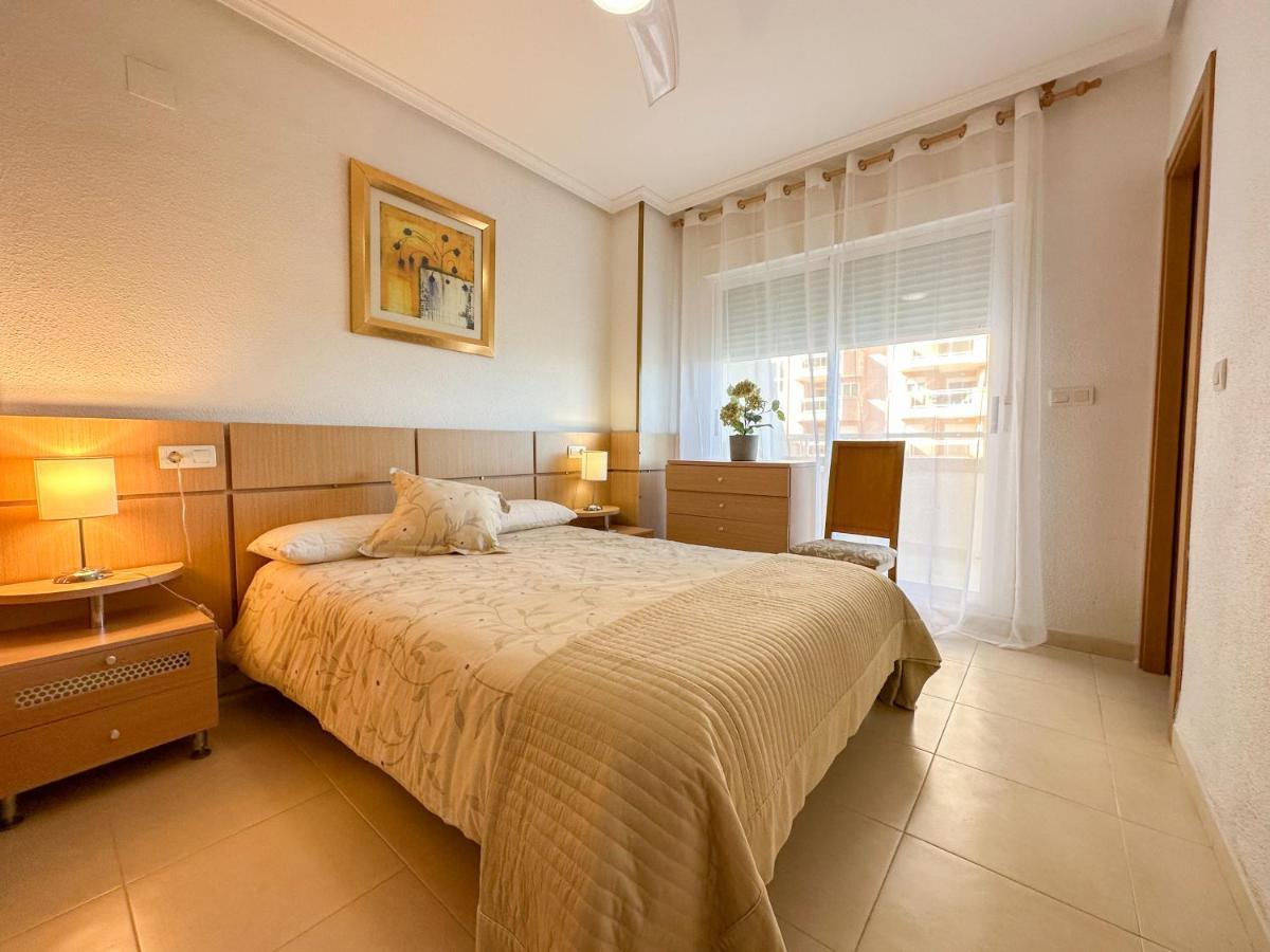 Apartamentos Be Suites Primera Linea Orpesa Kültér fotó