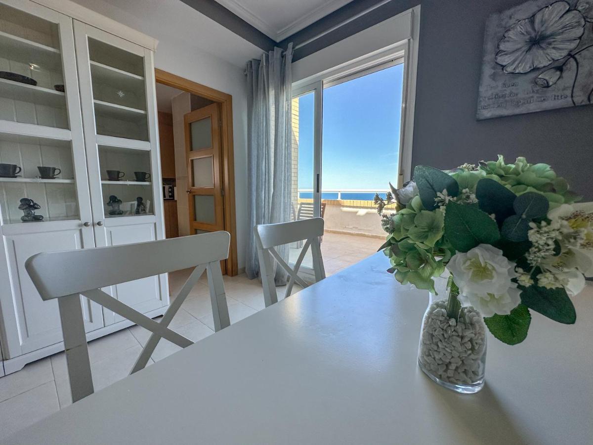 Apartamentos Be Suites Primera Linea Orpesa Kültér fotó