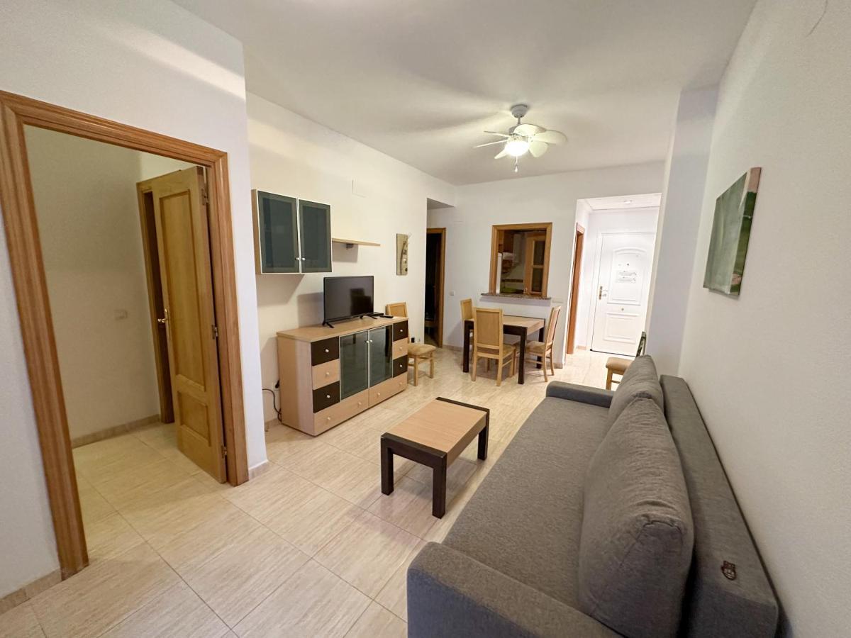 Apartamentos Be Suites Primera Linea Orpesa Kültér fotó
