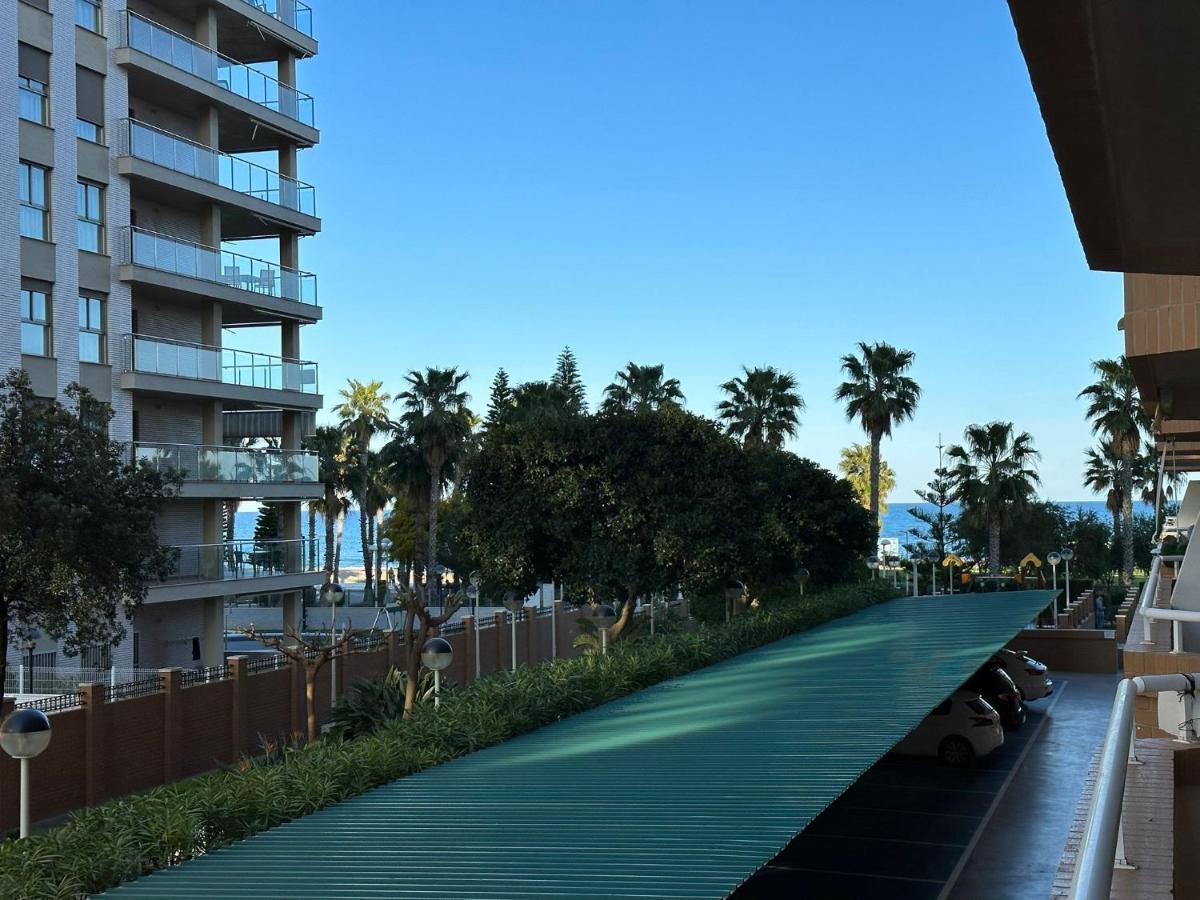 Apartamentos Be Suites Primera Linea Orpesa Kültér fotó