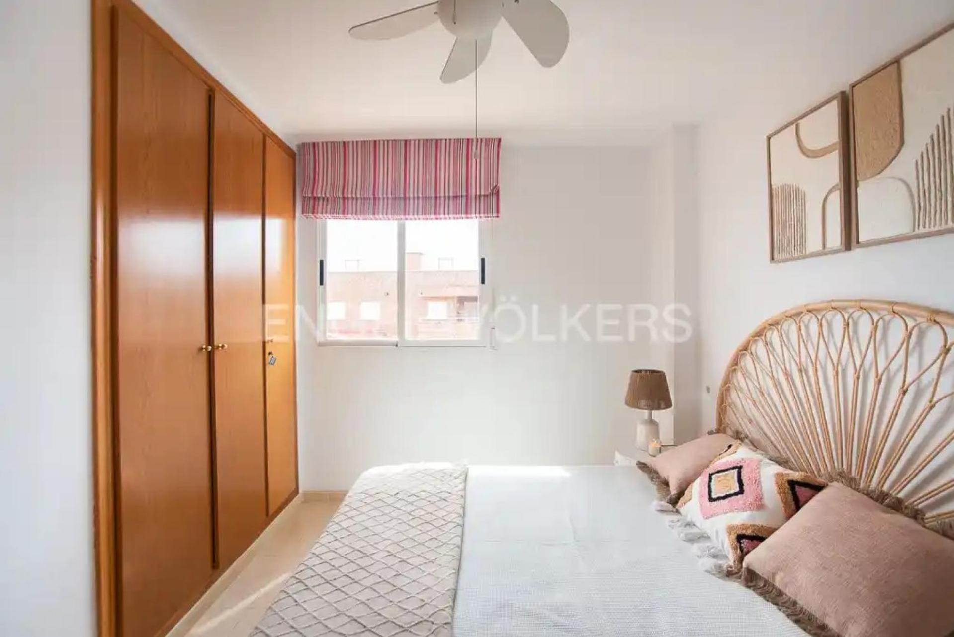 Apartamentos Be Suites Primera Linea Orpesa Kültér fotó